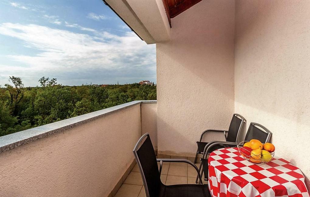 Amz Ap3 Apartamento Jadranovo Exterior foto